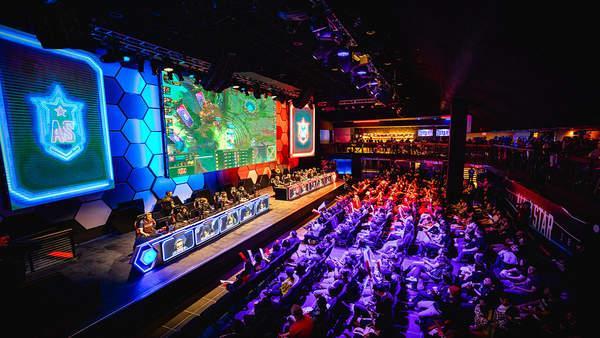 TESvsWBG预热：谁将会在这场比赛中胜出 获得夏季总决赛的名额