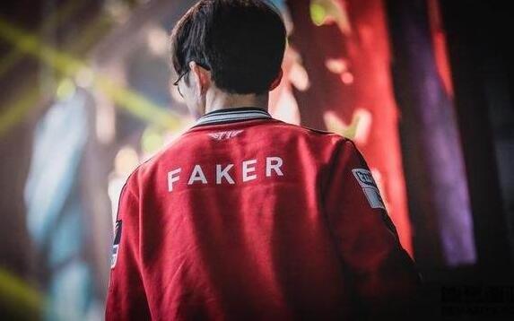 前NAVI分析师flashie成为 Team Liquid 的新教练