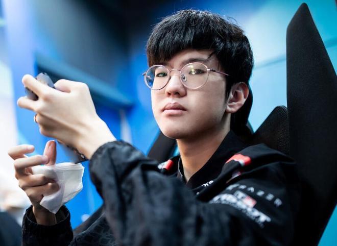 【LPL夏季赛】云开雾散，RNG 2-0 RW迎来夏季赛首胜