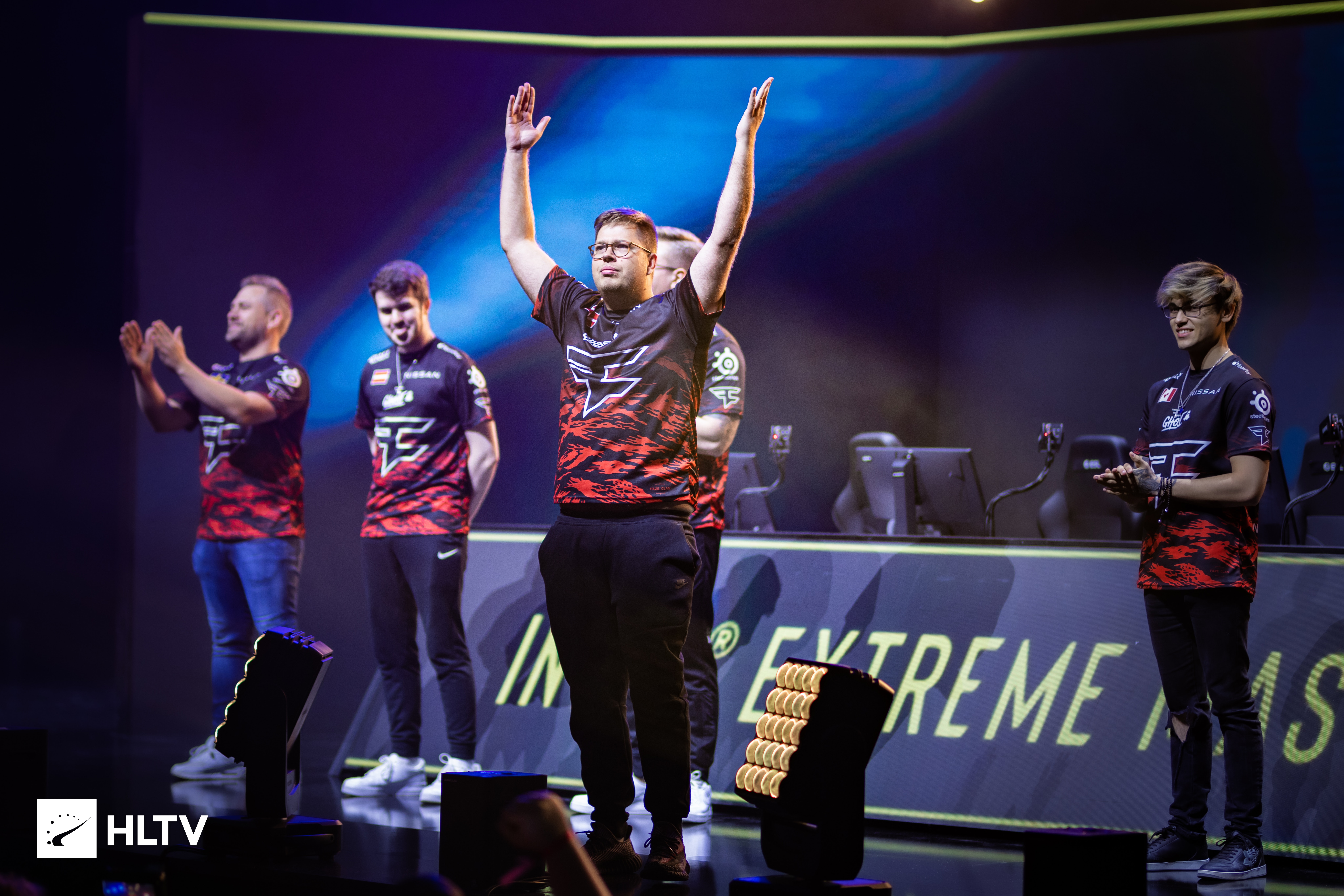 pashaBiceps ：在华沙，我送披萨是最快的！