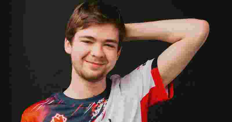 JIEJIE Lillia的古代 Dragon 混战难以逆转，JKL Jhin的800攻击团战收割 Top Esports 并获得比赛点